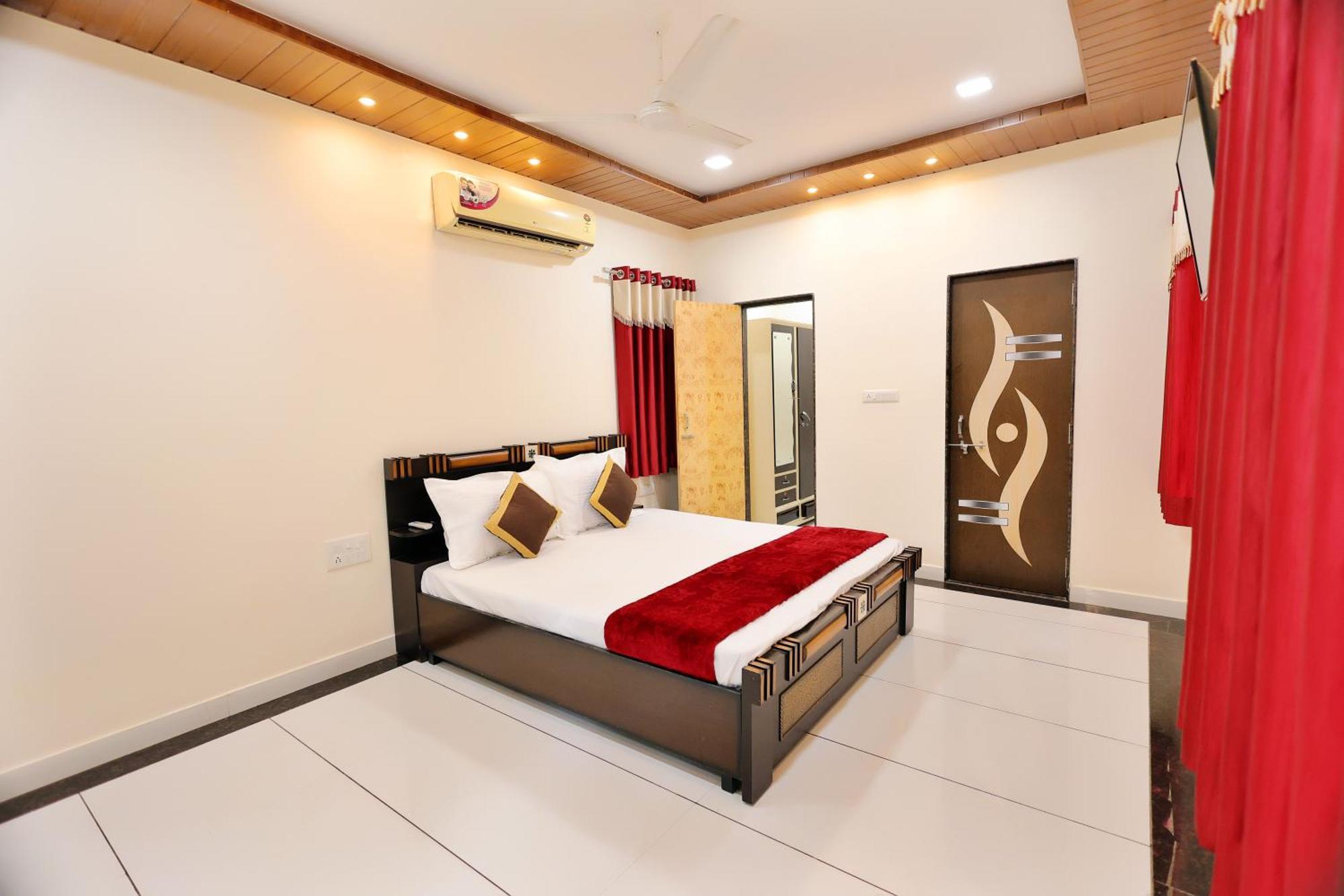 Manas Resort By Rudrakshi Udaipur Exterior photo