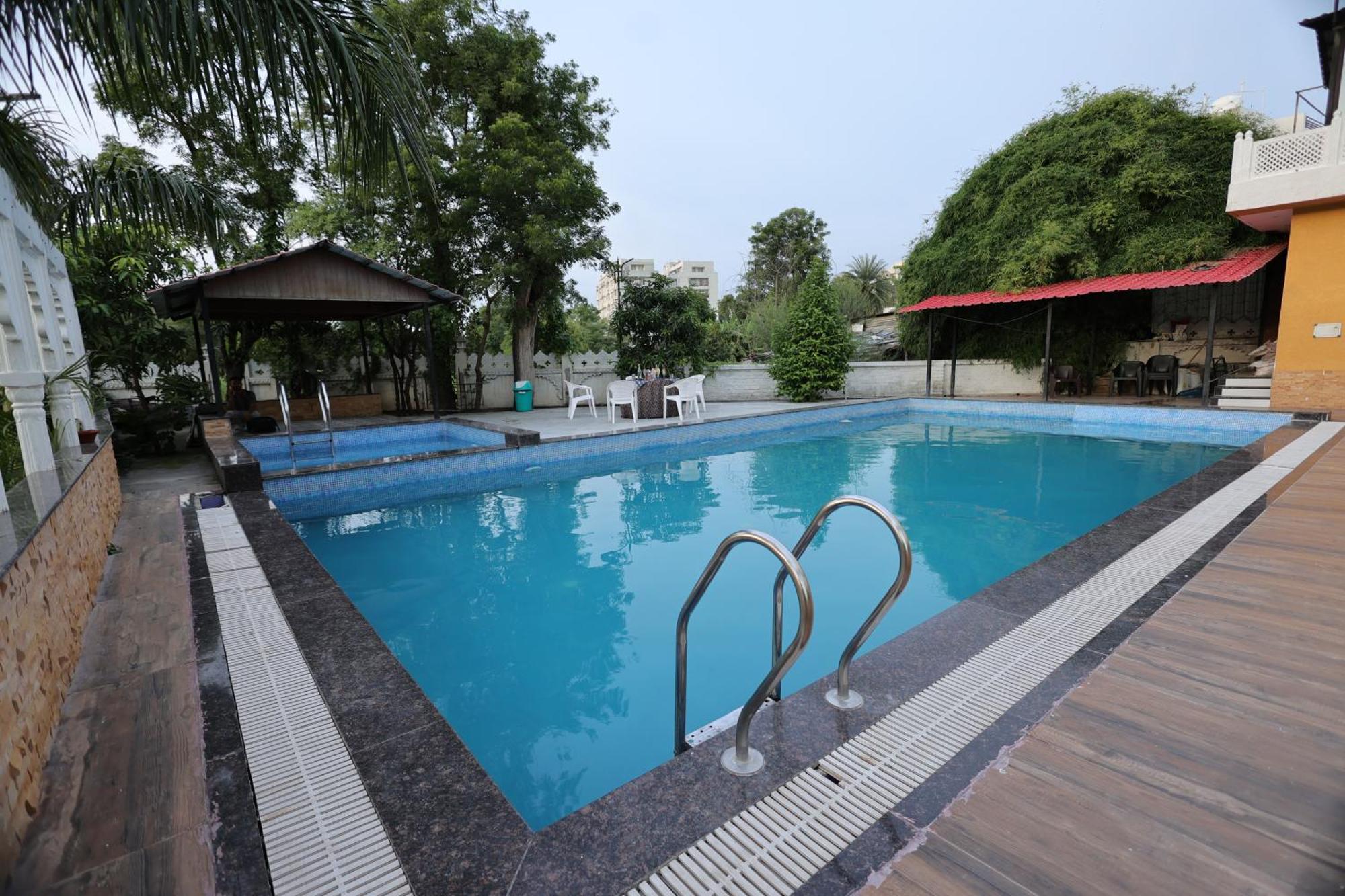 Manas Resort By Rudrakshi Udaipur Exterior photo